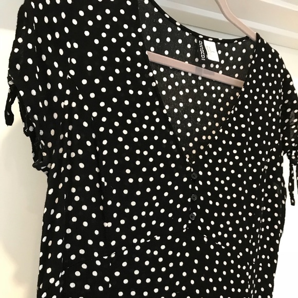 H&M polka dot mini dress - Picture 2 of 6